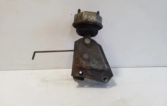 Volkswagen Transporter - Caravelle T4 Engine mount bracket 7D0399107A