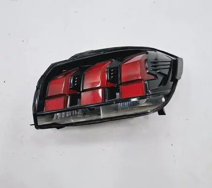 Peugeot 208 Rear/tail lights 9823216580