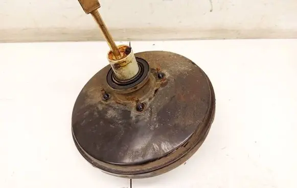 Volkswagen PASSAT B4 Brake booster 