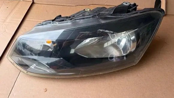 Volkswagen Polo V 6R Headlight/headlamp