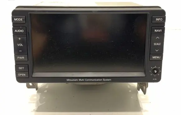 Radio/CD/DVD/GPS head unit