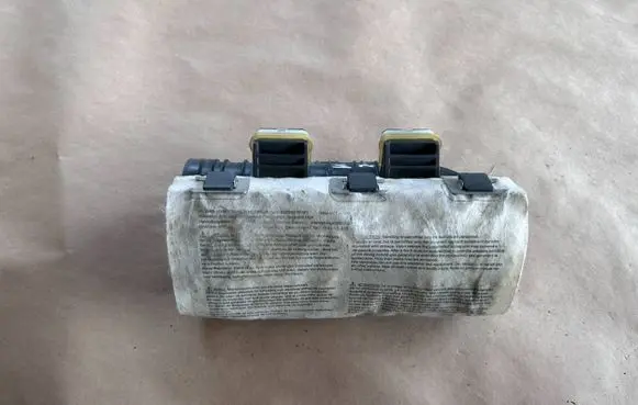 Opel Vectra C Passenger airbag