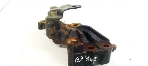 Honda CR-V Engine mounting bracket QE100SWYA QE100-SWYA