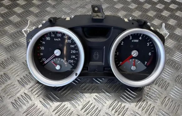 Renault Megane II Speedometer (instrument cluster) 8200462281 35110419 RGAB192135