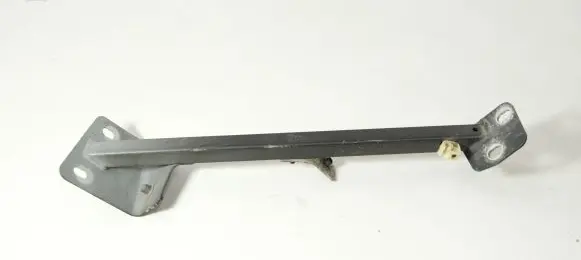 Audi A8 S8 D3 4E Fender mounting bracket 4E0805464E