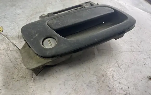 Opel Zafira A Front door exterior handle