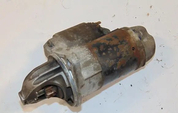 Subaru Outback Starter motor 23300AA460 M000T2017