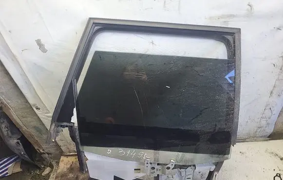 Audi A4 S4 B5 8D Rear window lifting mechanism without motor 