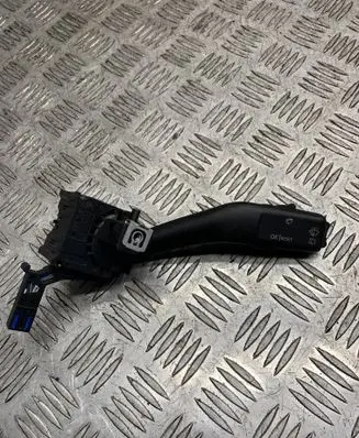 Volkswagen Golf V Wiper control stalk 1K0953519A