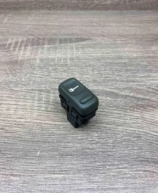 Volvo S40, V40 Central locking switch button 30613568