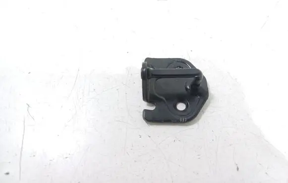 Land Rover Freelander 2 - LR2 Rear door lock loop/hook striker 6G91R21982FBB