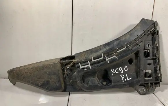 Volvo XC90 Front bumper mounting bracket 08620564