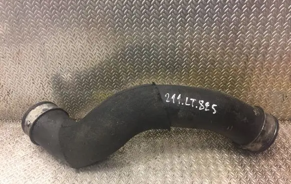 Mercedes-Benz E W211 Intercooler hose/pipe 2115280182