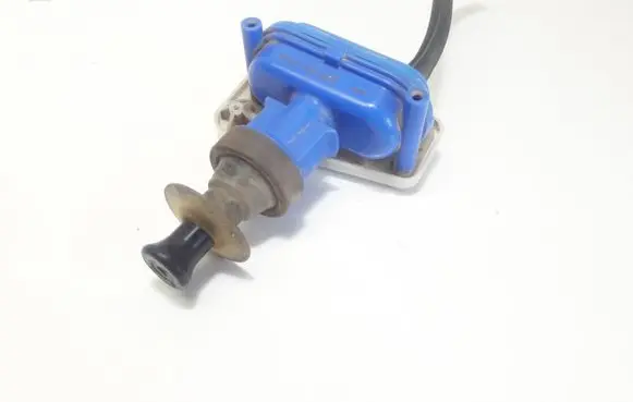 Audi 80 90 S2 B4 Central locking motor 893862153D
