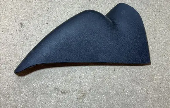 Peugeot 308 Dashboard side end trim M48226 9803380277 1304130X