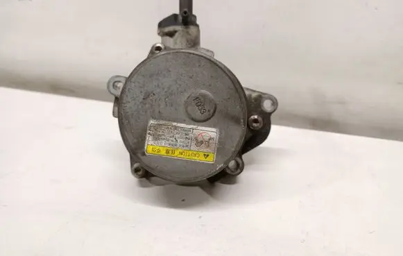 Hyundai i30 Vacuum pump 288102A101