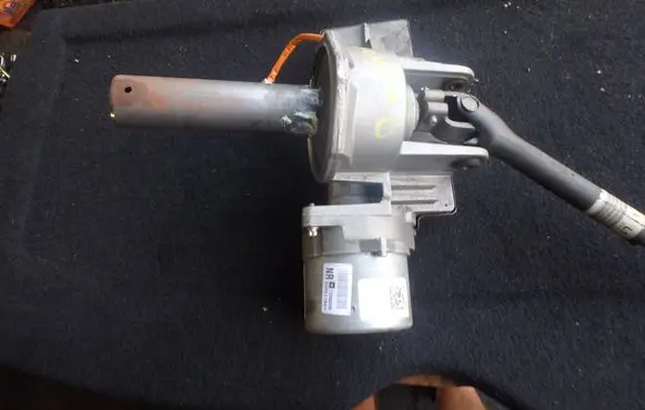 Opel Corsa D Electric power steering pump 13290399