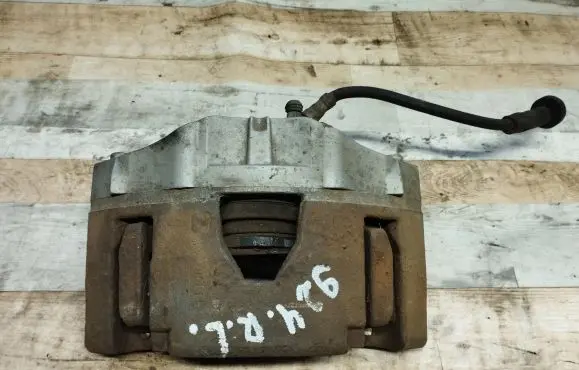 Volvo XC90 Front brake caliper 30657303