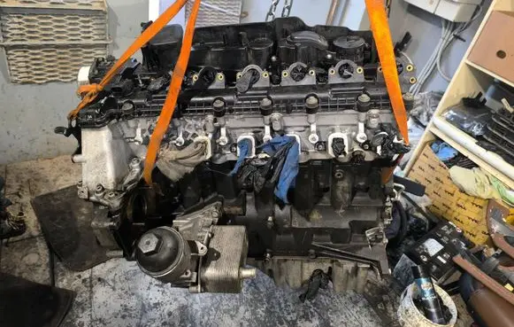 BMW 5 E60 E61 Engine 256D2 9619978 M57