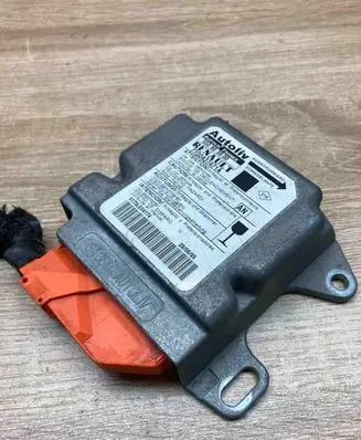 Renault Scenic I Airbag control unit/module 7700437471A 550803800 WITHPLUG
