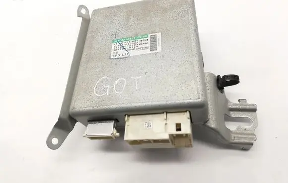 Toyota Avensis T270 Power steering control unit/module 8965005100