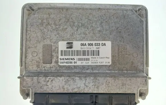 Seat Altea Engine control unit/module 06A906033DA 5WP4028604 716467
