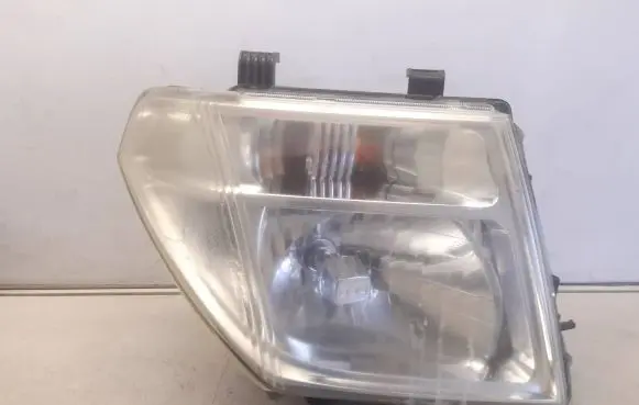 Nissan Navara D40 Headlight/headlamp 26010EB308
