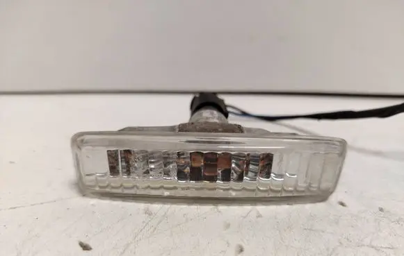 BMW 5 E39 Front fender indicator light 083441402N