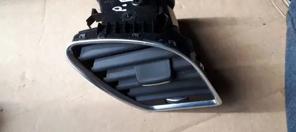 Dashboard side air vent grill/cover trim