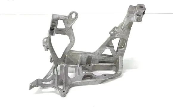 Mercedes-Benz C W205 Headlight/headlamp mounting bracket A2056221600