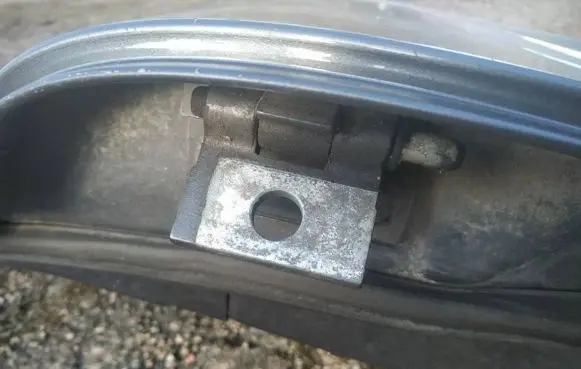 Volvo S60 Rear door lower hinge