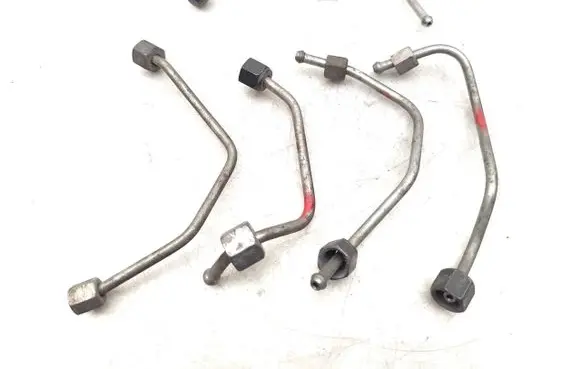 Peugeot Partner Fuel injector supply line/pipe 