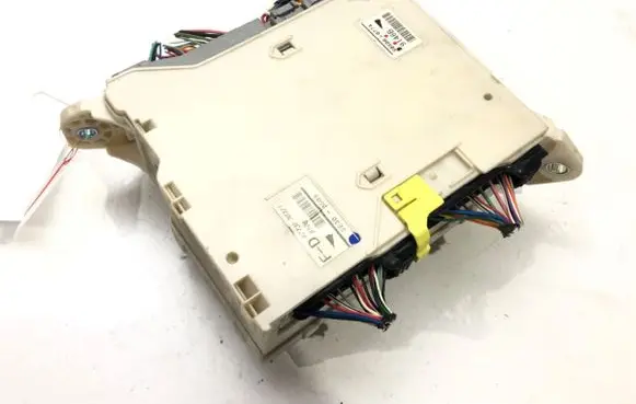 Lexus GS 300 350 430 450H Other control units/modules 8273030321
