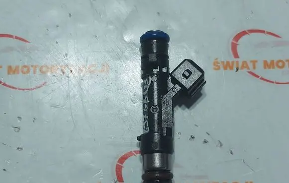 Opel Mokka Fuel injector 0280158205