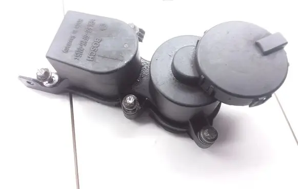 Mercedes-Benz A W169 Oil breather separator A6400101062 0928400554