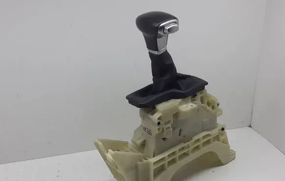 KIA Optima Gear shifter/selector 46701D4440