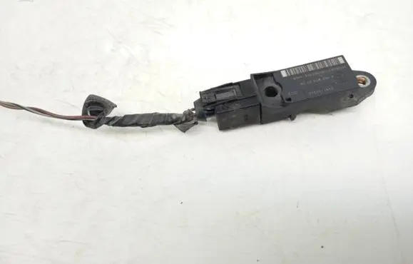 Mercedes-Benz E W211 Airbag deployment crash/impact sensor A0028202726 25571203A4