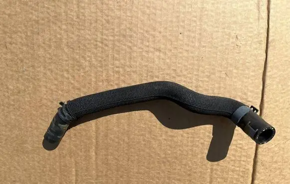 Audi Q7 4M Engine coolant pipe/hose 4M0819375F