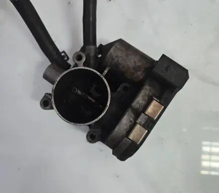 Volkswagen Polo III 6N 6N2 6NF Throttle body valve 0280750095 036133062N