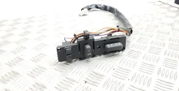 Land Rover Range Rover P38A Seat control switch 