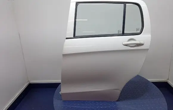 Suzuki Celerio Rear door