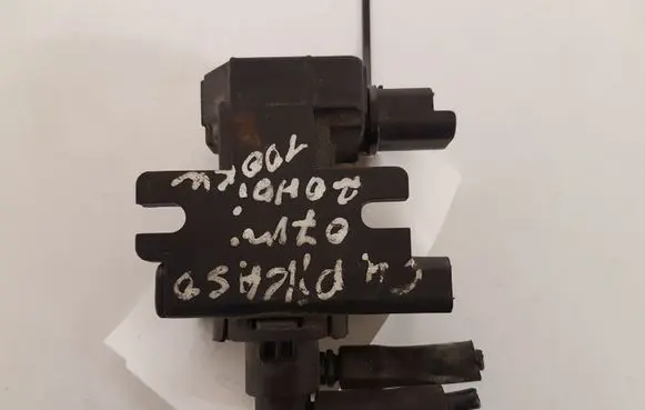 Citroen C4 I Vacuum valve 9660693180