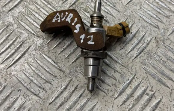 Toyota Auris 150 Fuel injector 2371026011 2371026012