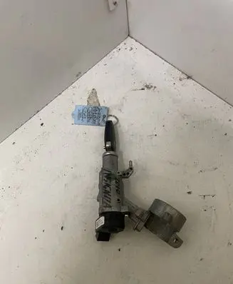 Opel Insignia A Ignition lock 25799293
