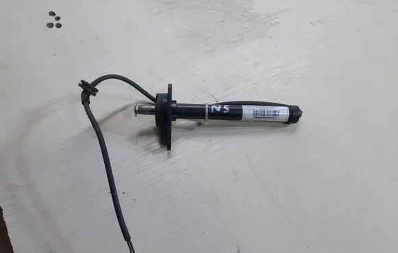 Mercedes-Benz C W205 Bonnet Pedestrian Airbag Actuator 2059060002 2059060002B04B1