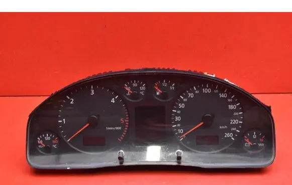 Audi A6 Allroad C5 Speedometer (instrument cluster) 4B0920932K