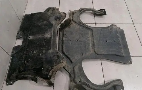 Mercedes-Benz E W212 Engine splash shield/under tray A2125240730