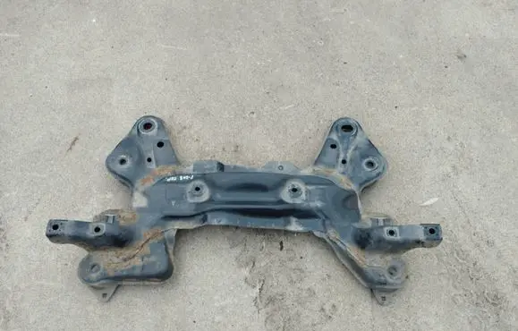 Peugeot 208 Front subframe