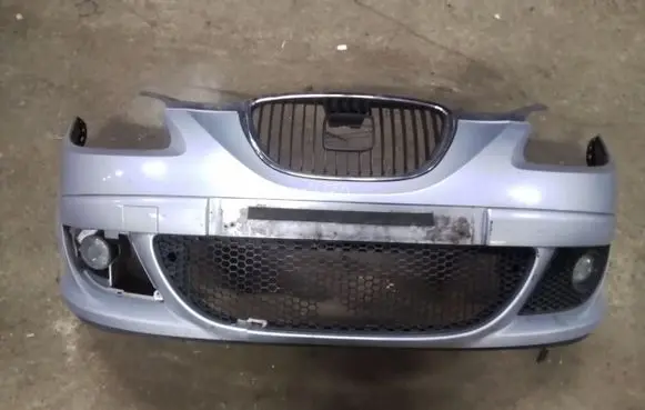 Seat Altea XL Front bumper