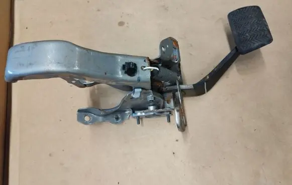 Lexus NX Brake pedal